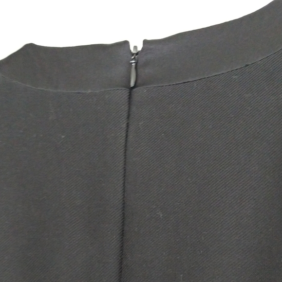 Dress - Picture 7 of 9